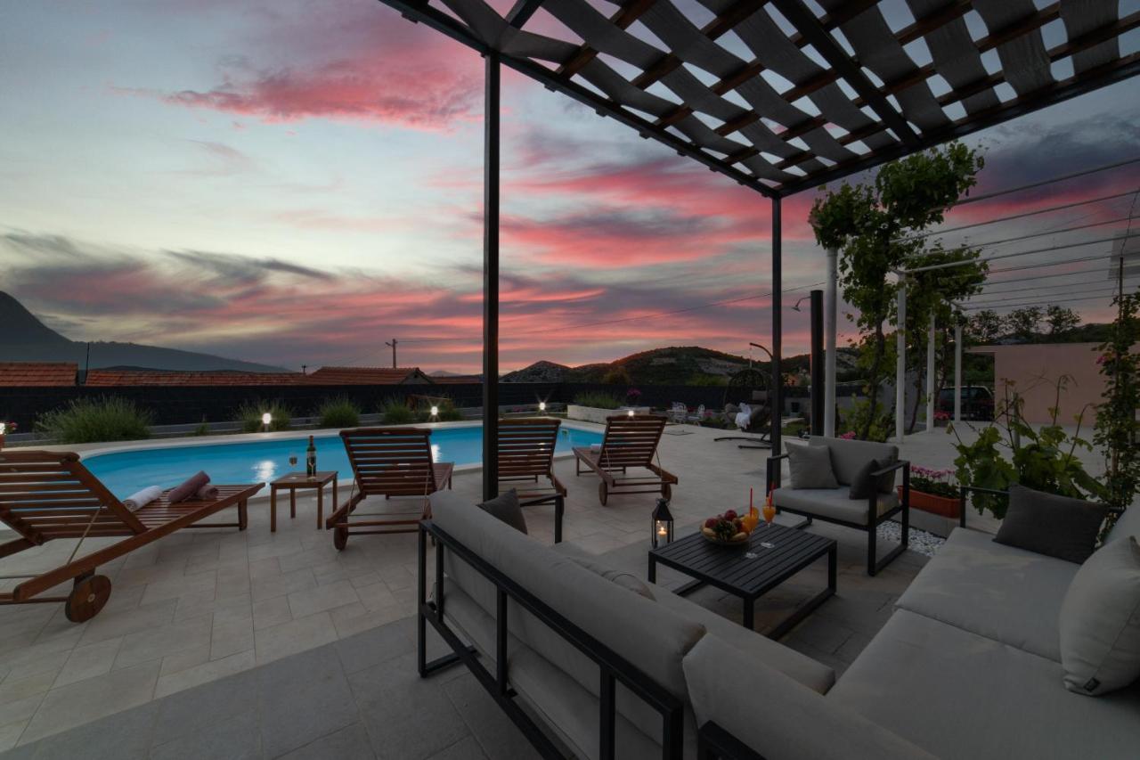 Terra With Heated Pool *